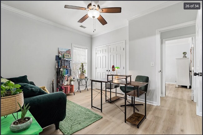 Building Photo - 3143 Enclave Ln