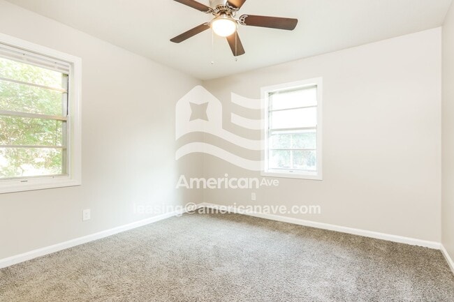 Building Photo - 1838 Emerson Ave