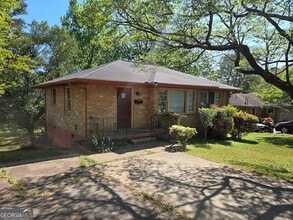 Building Photo - 677 Shellnut Dr