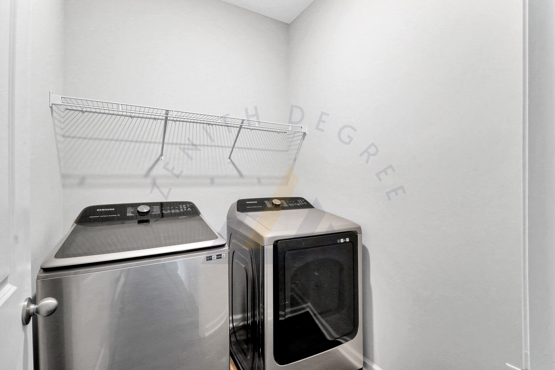 Building Photo - 2222 Sanctum St