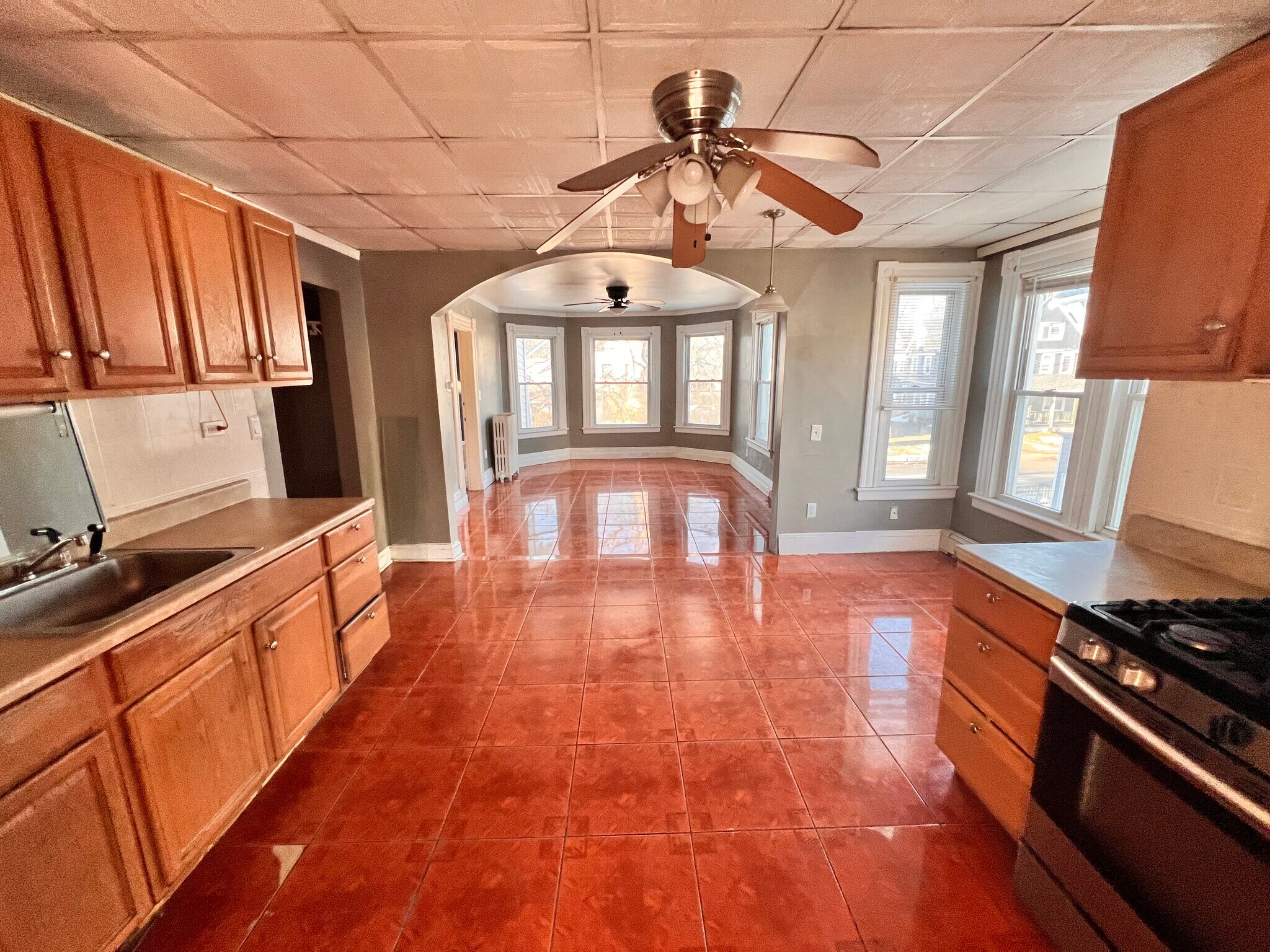 Building Photo - 33 Preston St