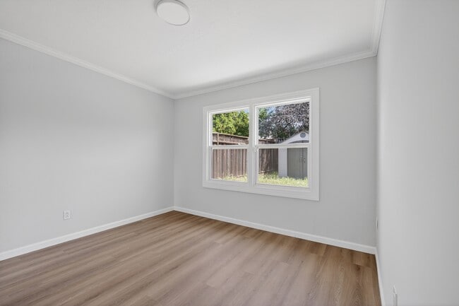 Building Photo - 3814 Clough Ave