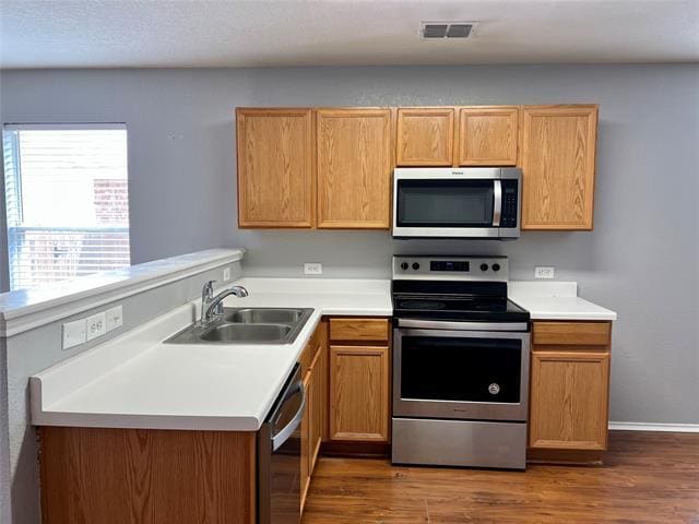 Building Photo - 6637 Meadow Way Ln