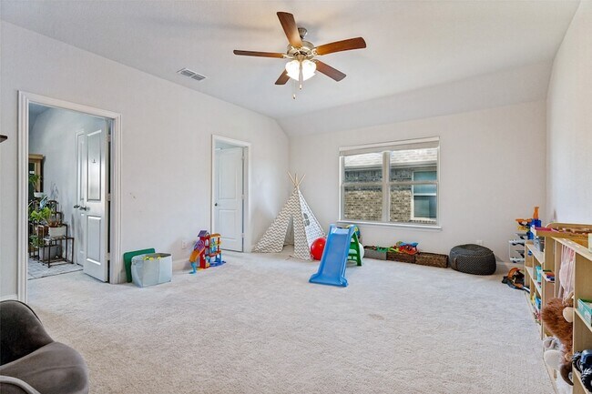 Building Photo - 11761 Wulstone Rd