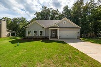 Building Photo - 182 Railroad St