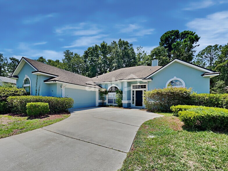 Primary Photo - 357 Maplewood Dr