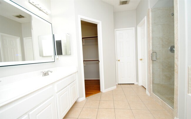 Building Photo - 1115 Oxford Mills Ln