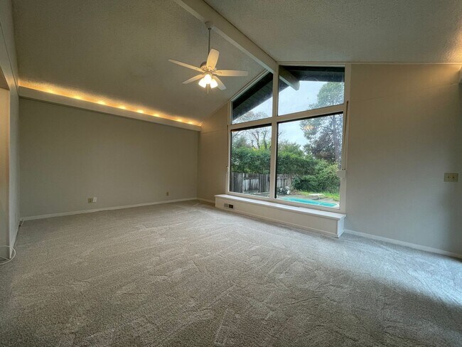 Building Photo - Spacious Granite Bay Home Near Folsom Lake – Available Now