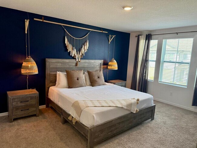 Building Photo - 803 Longboat Dr