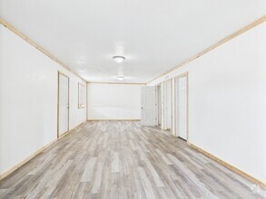 Building Photo - 2881 Elvira Ave