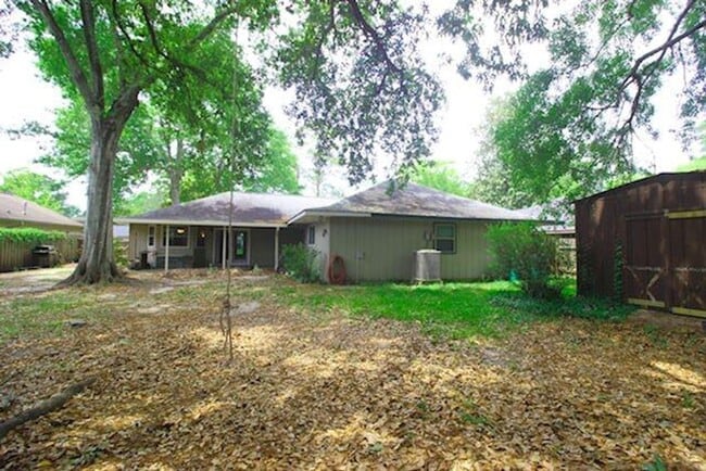 Building Photo - Bon Village 4 BR 2 Bath home