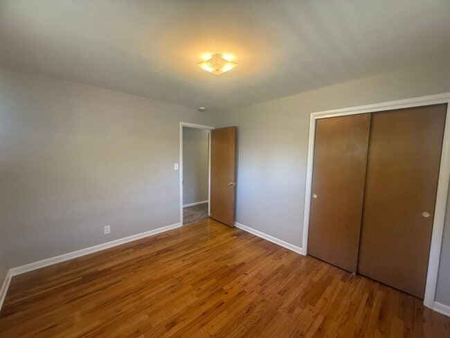 Building Photo - 3326 S Ash St