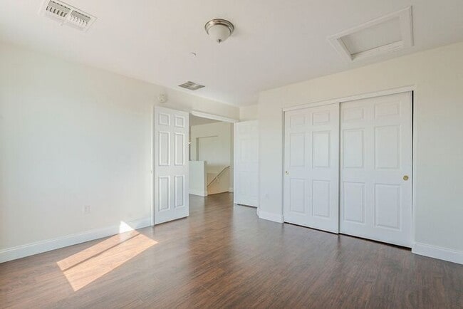 Building Photo - Pending/ Rented - Sahuarita Beauty!