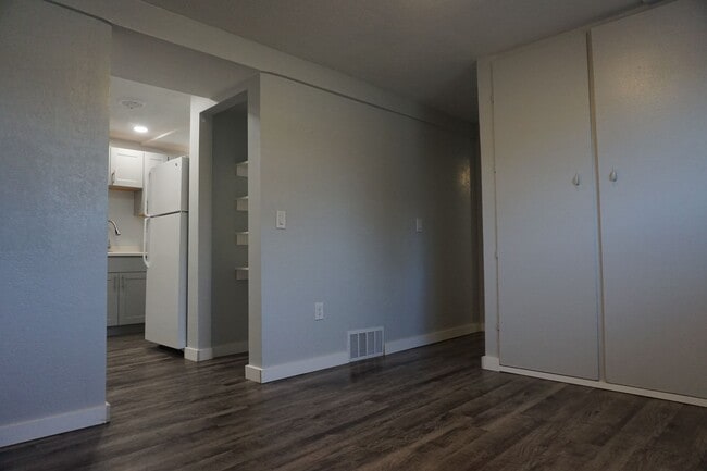 Building Photo - 3706 W Pensacola Cir