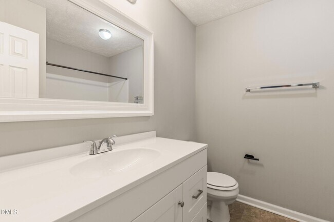 Building Photo - 390 Bubble Creek Ct