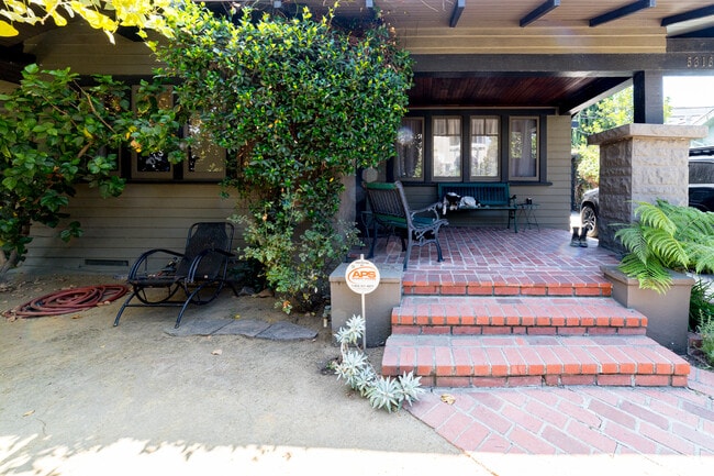 Building Photo - 5316 La Cresta Ct