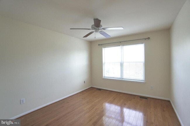 Building Photo - 306 Pimlico Way