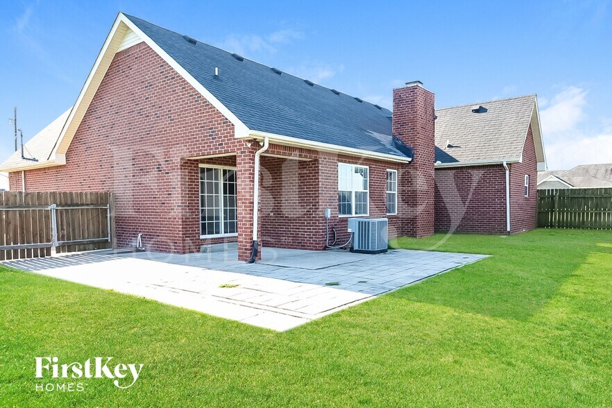 Building Photo - 8117 Bostic Dr