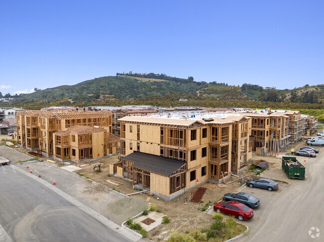 Building Photo - Somis Ranch