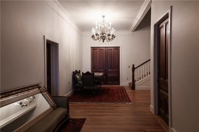 Building Photo - 6 Howe Ave