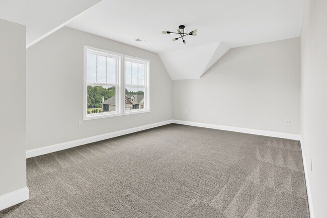 Building Photo - 117 Carshalton Dr