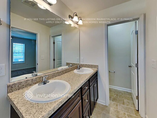 Building Photo - 429 McCarthy Dr