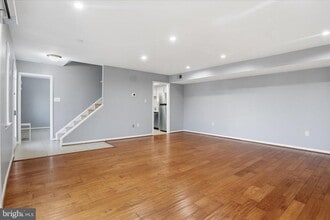 Building Photo - 4614 Conwell Dr