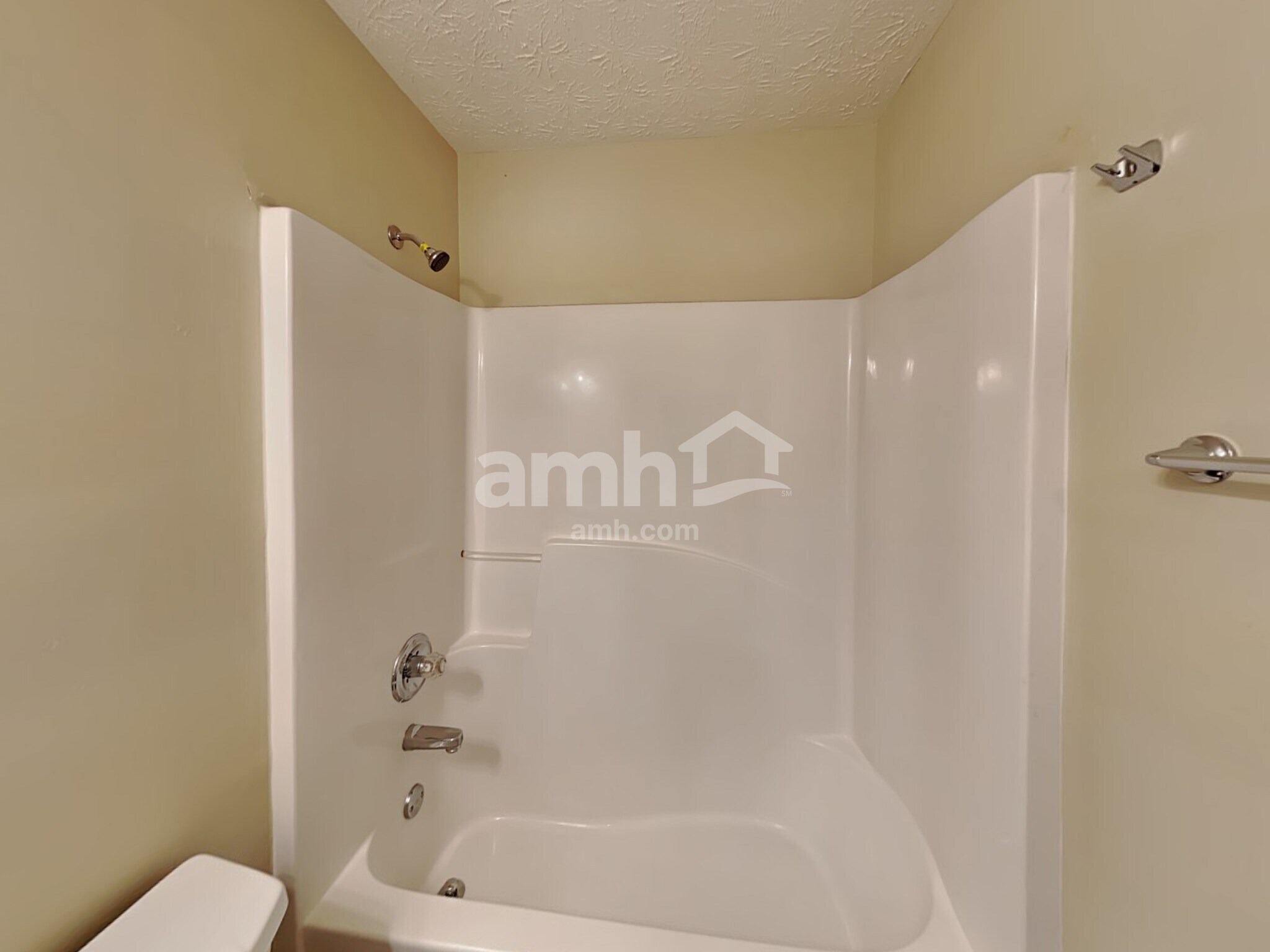 Building Photo - 616 Laurel Bnd