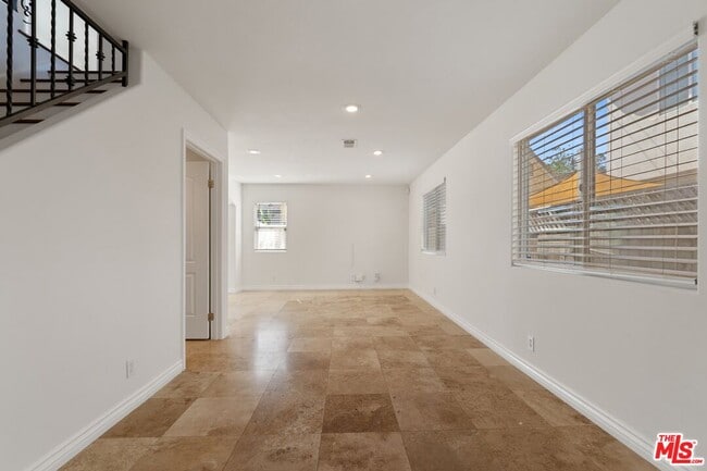 Building Photo - 4128 W 122nd St