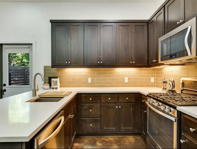 Modern kitchen - 2203 E 14th St