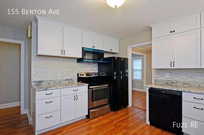 Building Photo - 155 Benton Ave