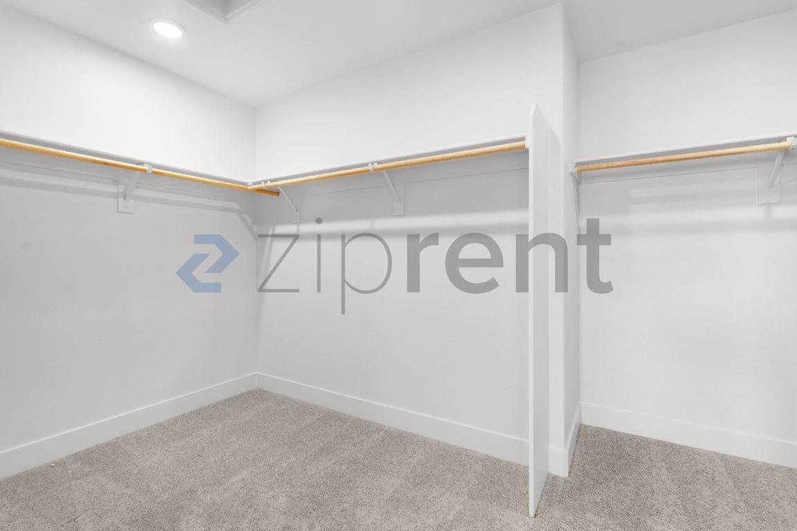 Building Photo - 710 Barrett Lk Rd