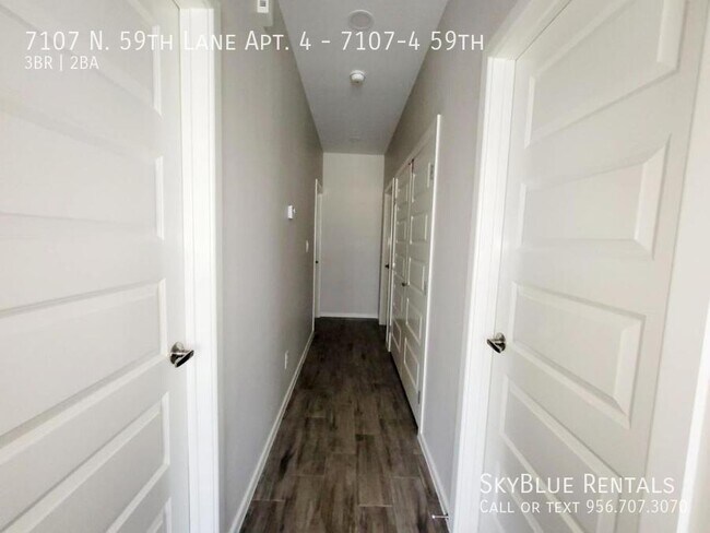 Building Photo - 7107 N 59th Ln