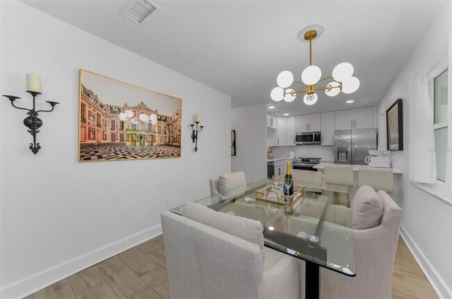 Building Photo - 2700 Bayshore Blvd