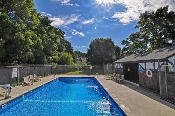 Building Photo - Comfort, Convenience & Style — Updated 2-Bed Condo with Pool