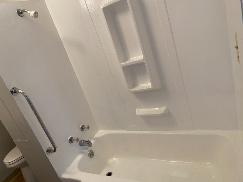 Building Photo - 815 4th St SW