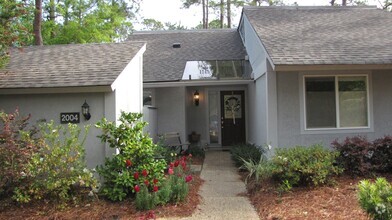 Building Photo - Hilton Head Plantation