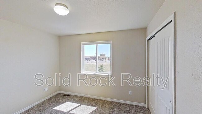 Building Photo - 11909 Eagle Crest Ct