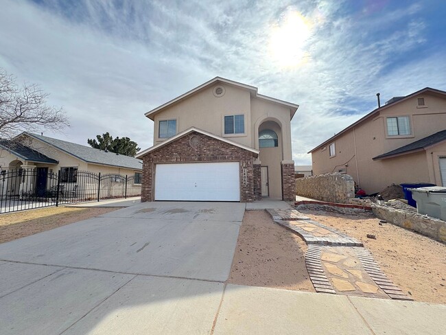 Primary Photo - East El Paso 4 bed Refrig A/C w/Loft!