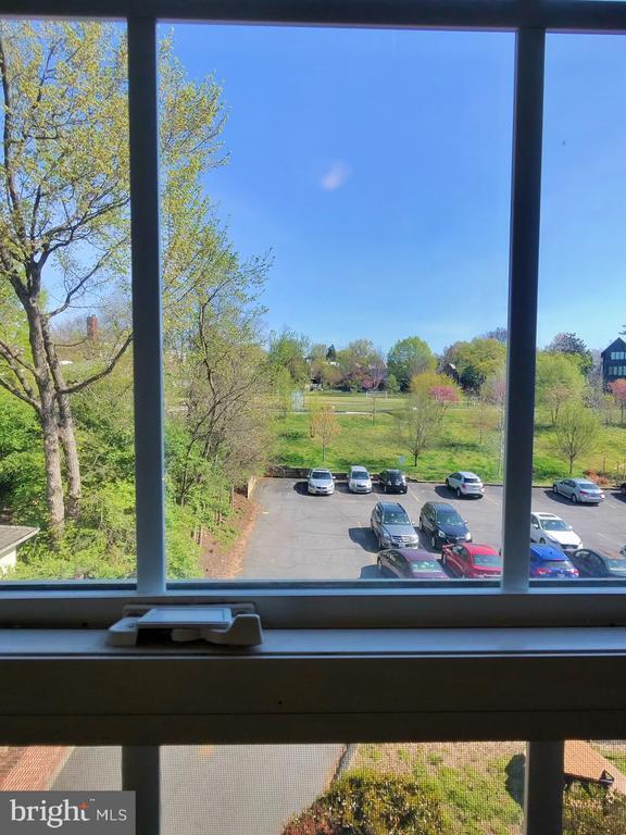 Building Photo - 4491 MacArthur Blvd NW