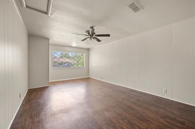 Building Photo - 5213 Santa Rosa Dr