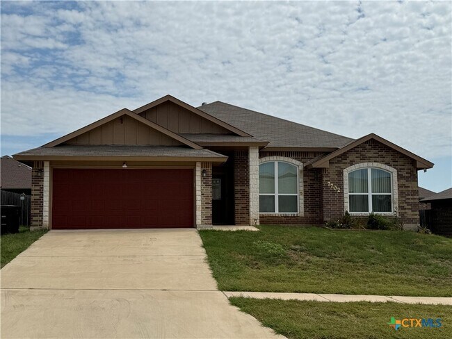 Primary Photo - 7702 Blue Nile Dr
