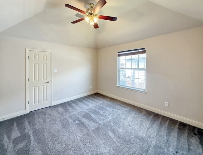 Building Photo - 6413 Fitzgerald Dr