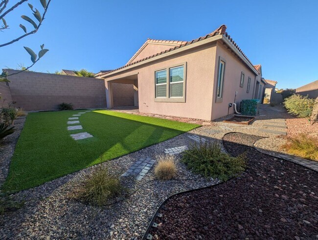 Building Photo - 11531 Great Bahama Way