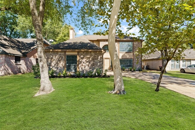 Building Photo - 4826 Brooklawn Dr