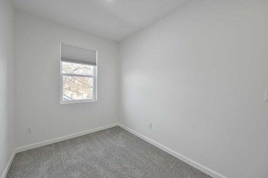 Building Photo - 4330 Granger St