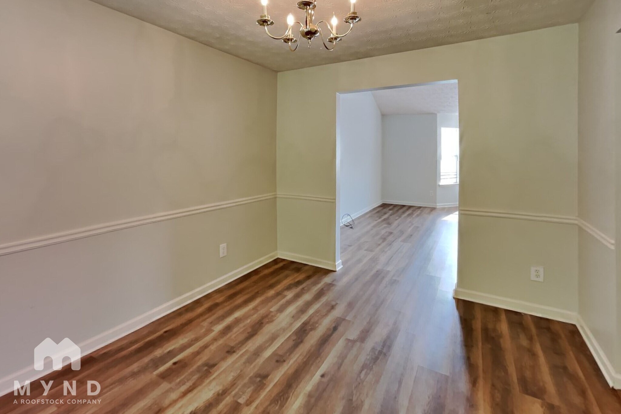 Building Photo - 10851 Southshore Ct