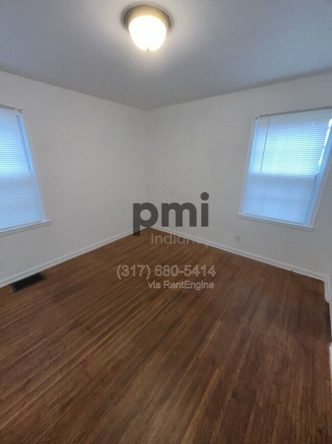 Building Photo - 3539 N Euclid Ave