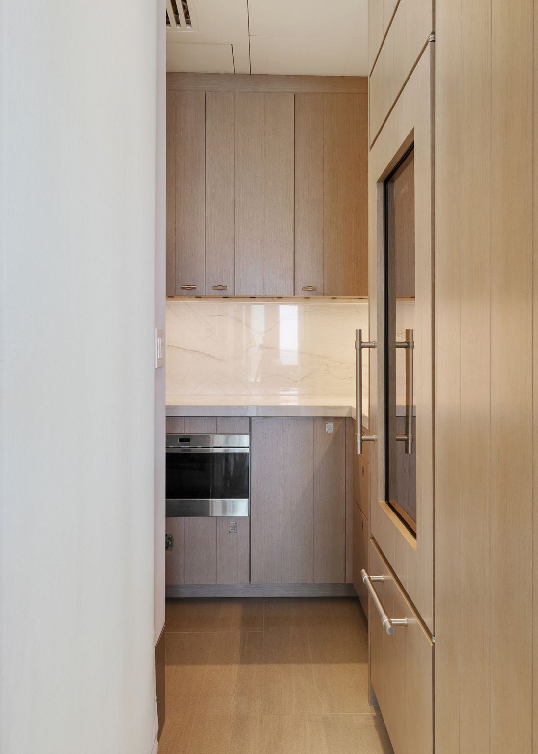 Building Photo - 716 The Strand