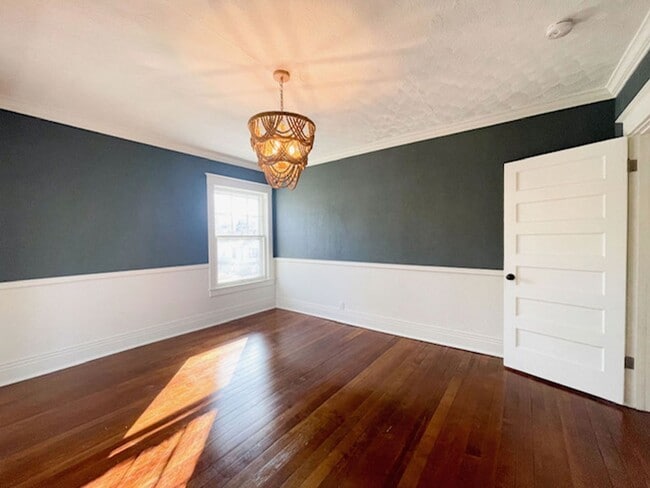 Building Photo - 1124 N 26th St